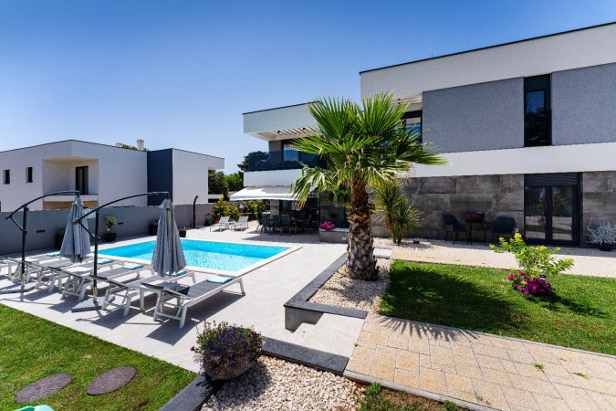 Villas Pe&scaron;a - luxury holiday homes with a pool in Zaton, Dalmatia - Croatia Zaton